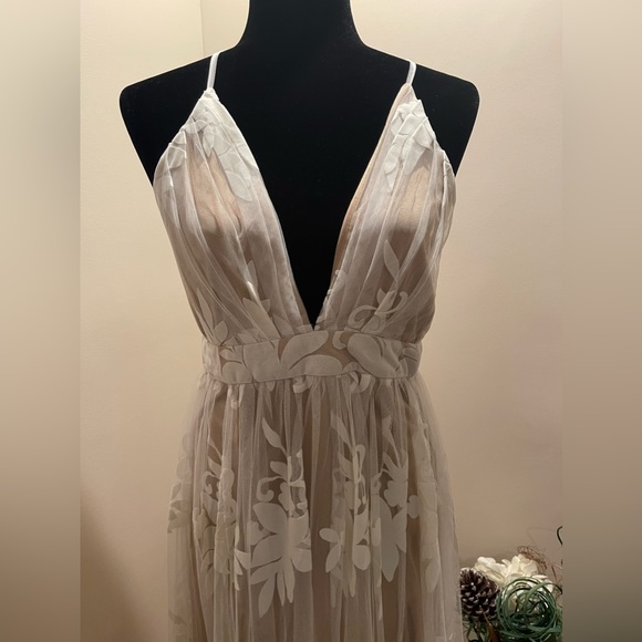 EUC- The Vintage Shop Lace Maxi/Long Dress - Picture 2 of 11